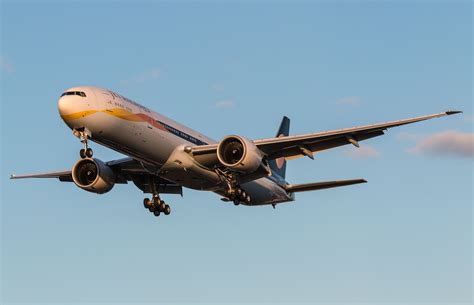 777-300er scrapped|Cool: Video Shows An Ex.